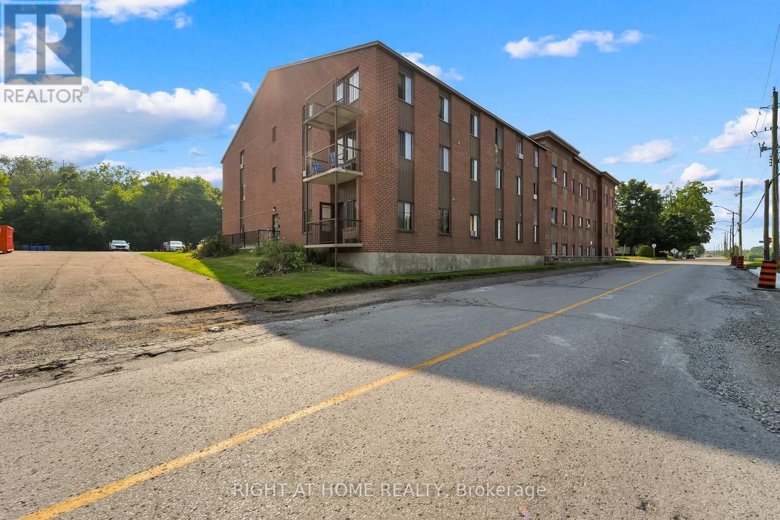 3 - 6 JOHN STREET S