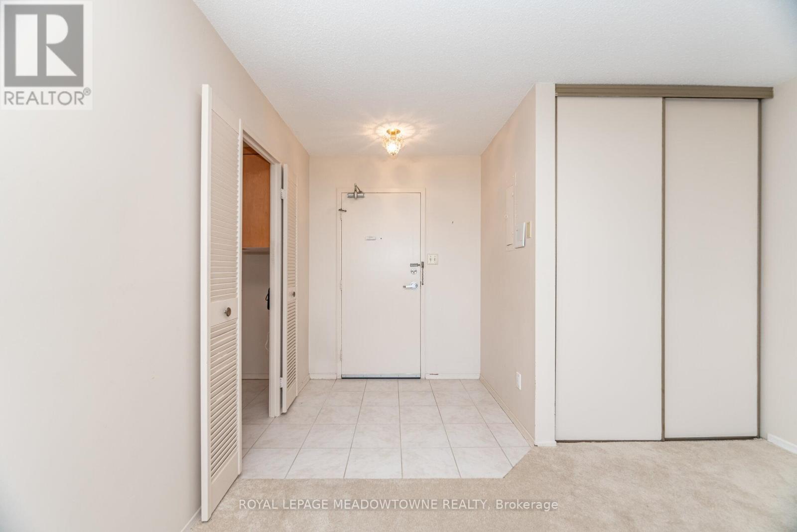 804 - 225 HARVARD PLACE