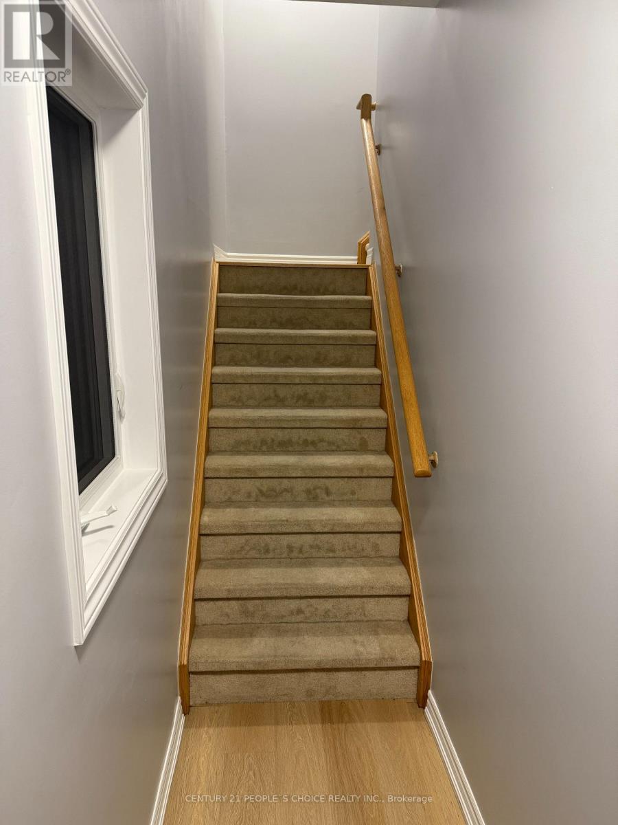 4 - 465 BERESFORD PATH