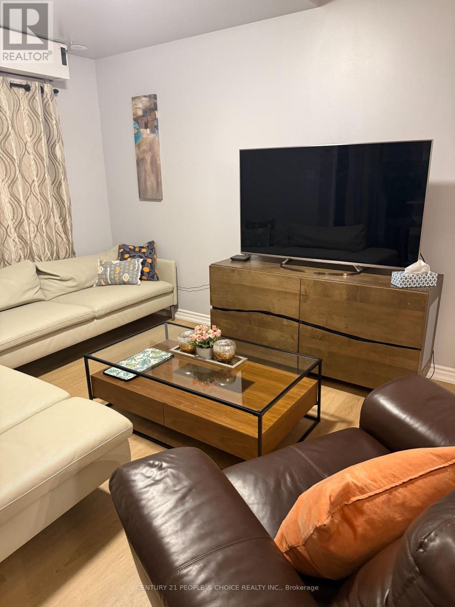 4 - 465 BERESFORD PATH