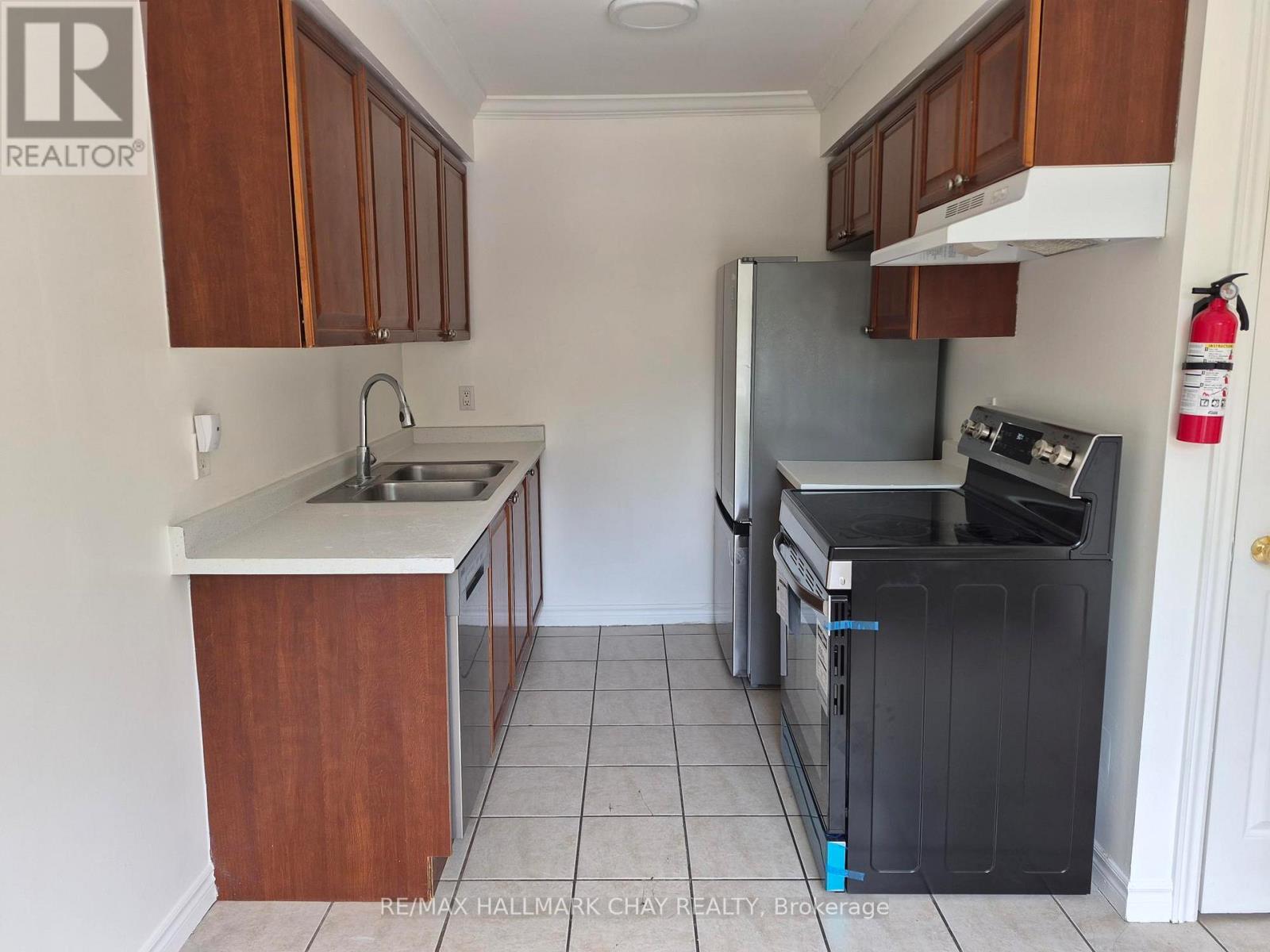 A - 188 ANNE STREET S