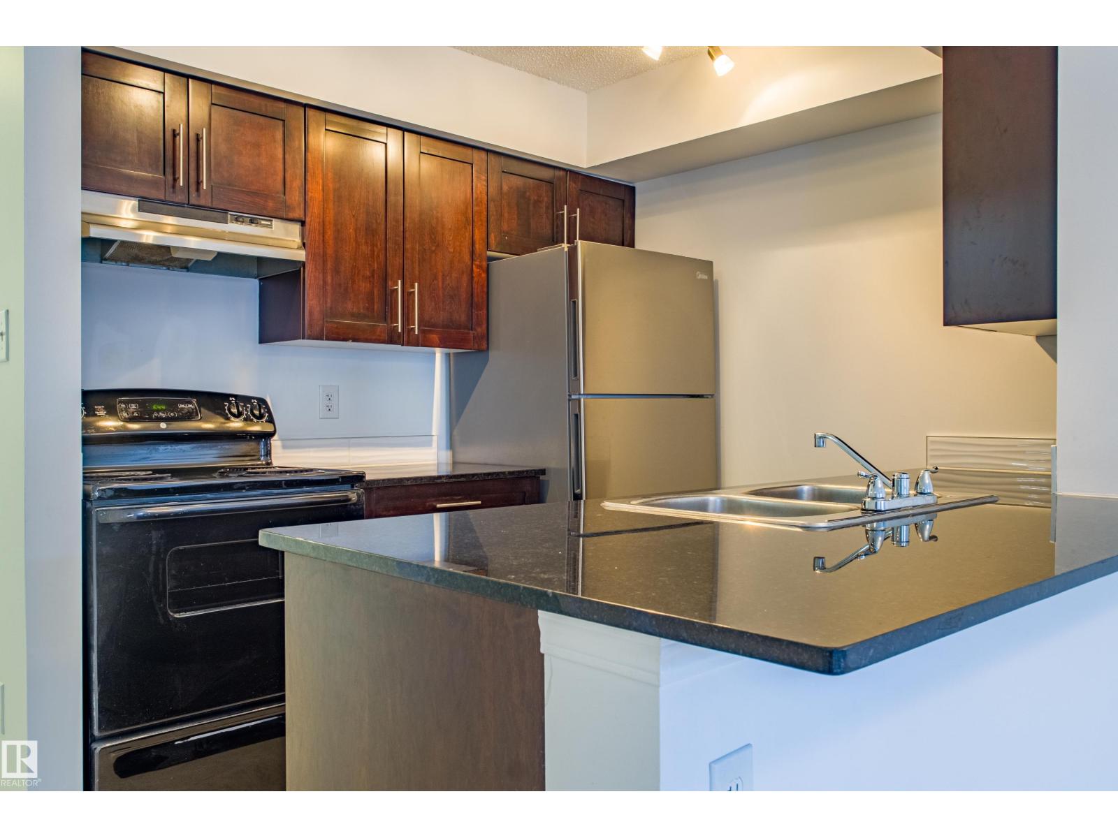 #216 270 MCCONACHIE DR NW