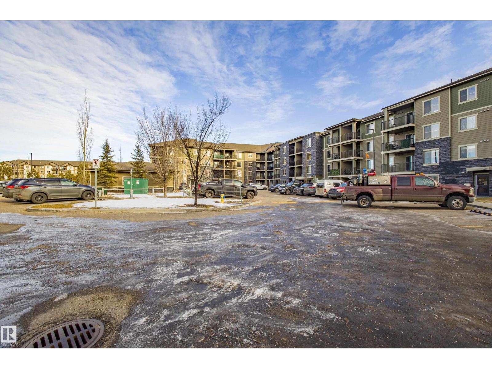 #216 270 MCCONACHIE DR NW