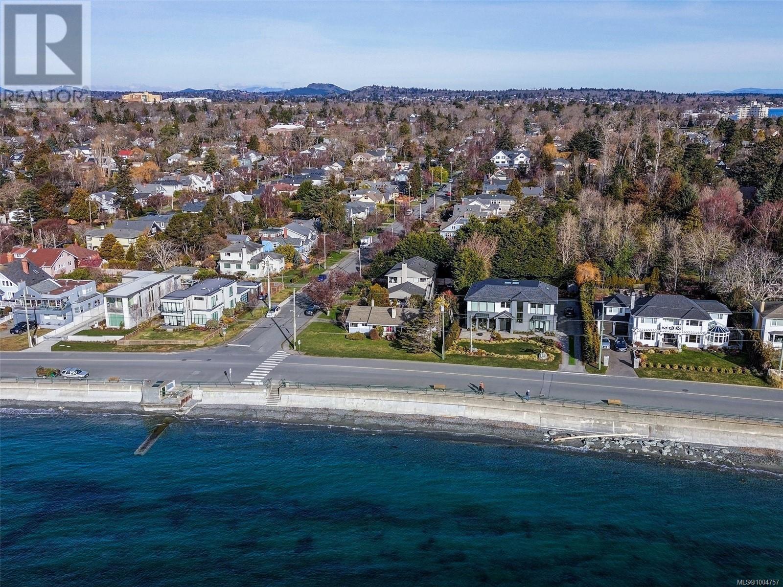 406 Beach Dr