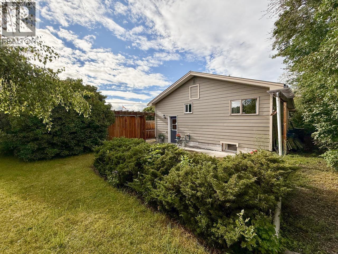 275 THIRD STREET