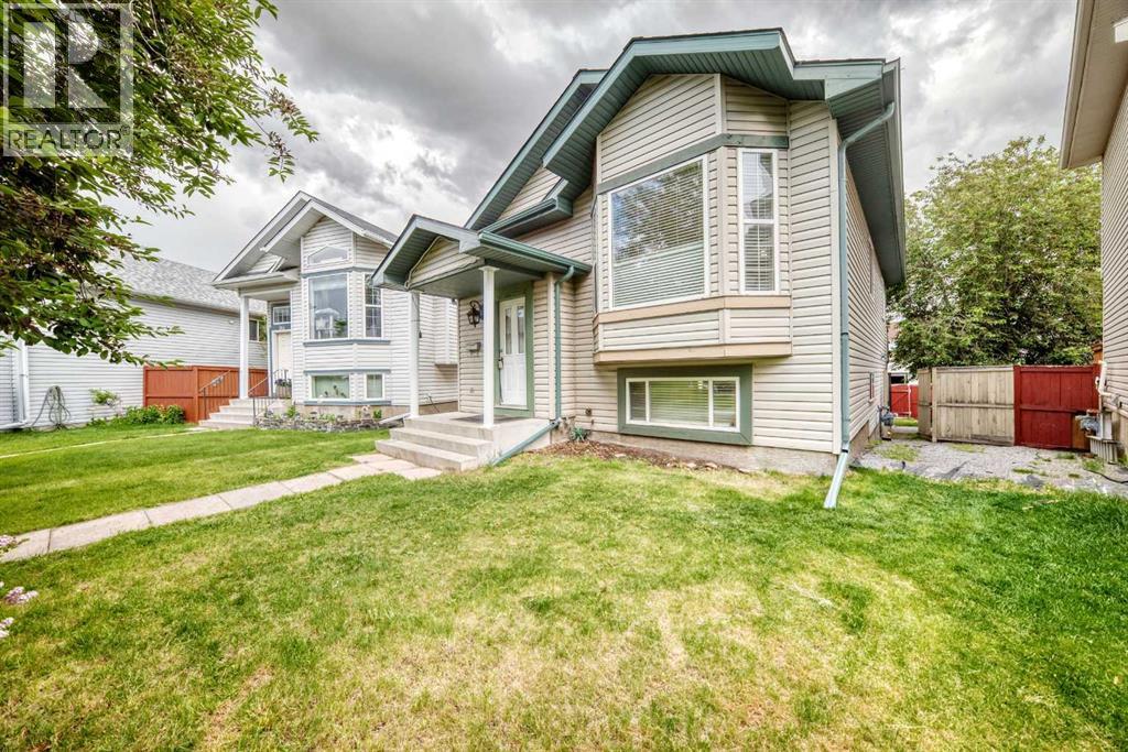 137 Erin Meadow Bay SE