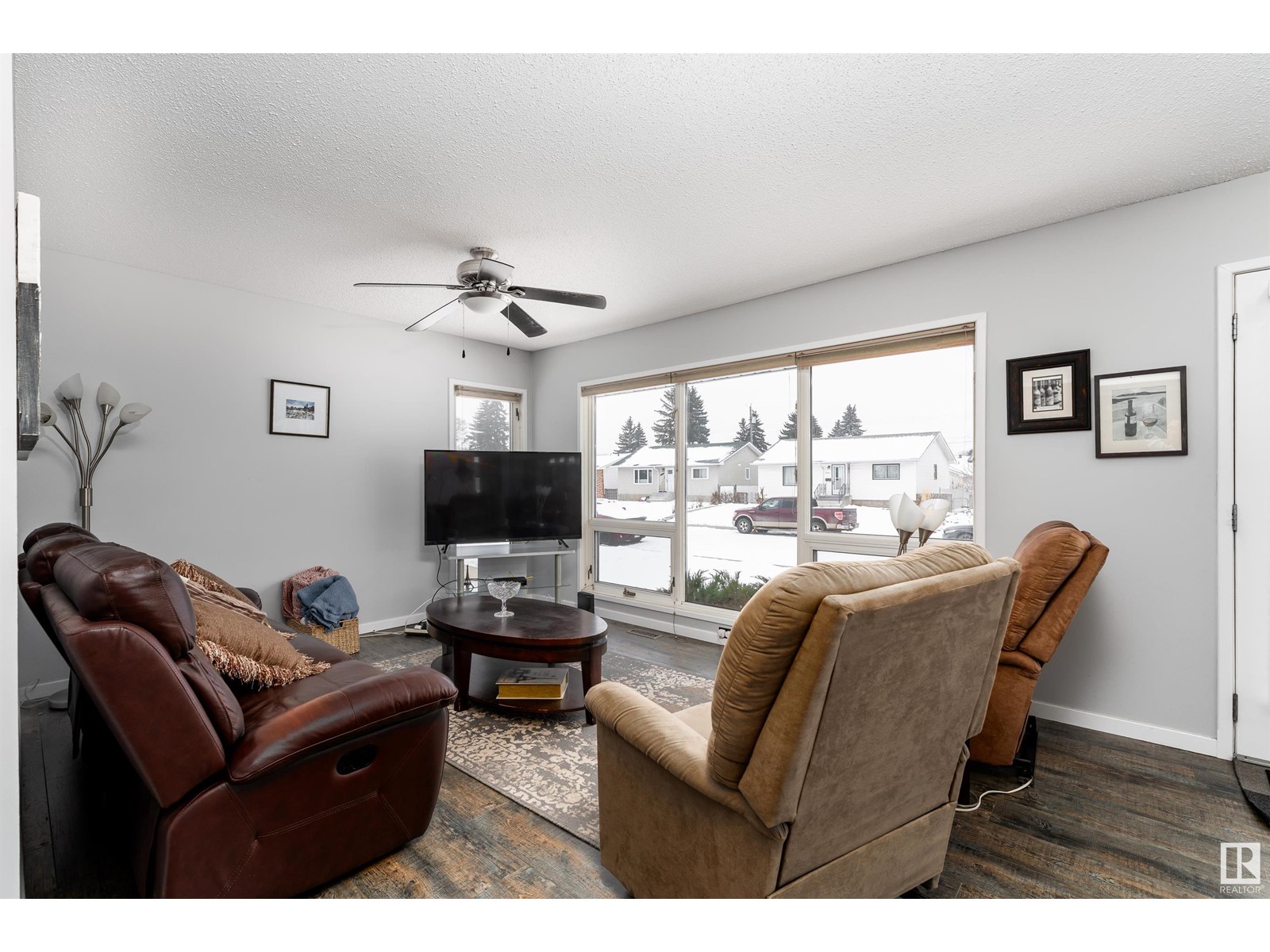10579 40 ST NW