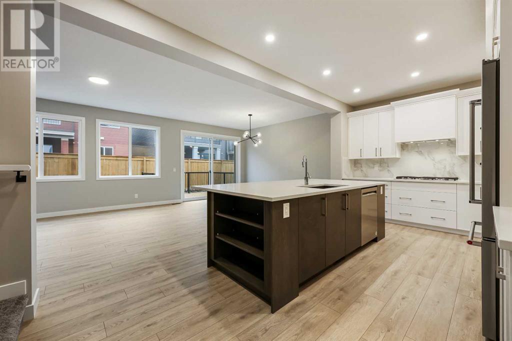 173 Edith Place NW