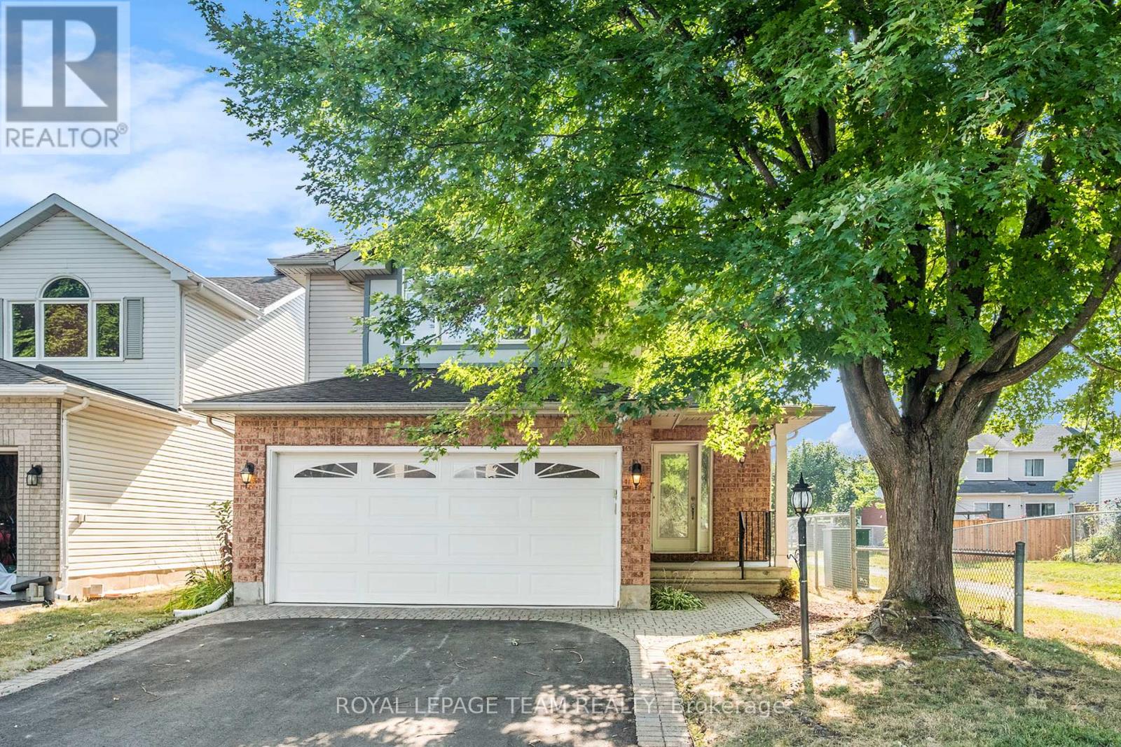 239 MARKLAND CRESCENT