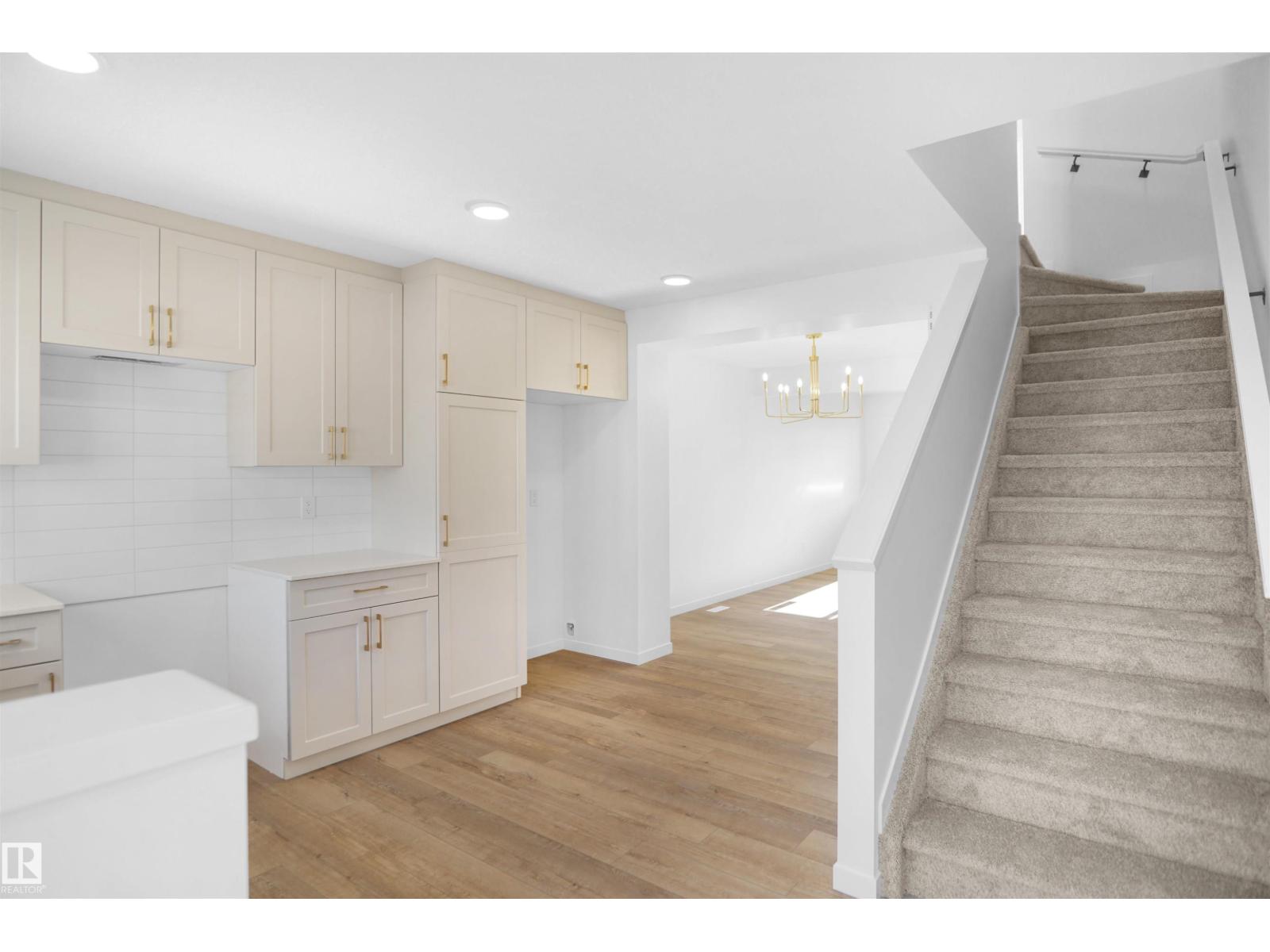 2103 210 ST NW