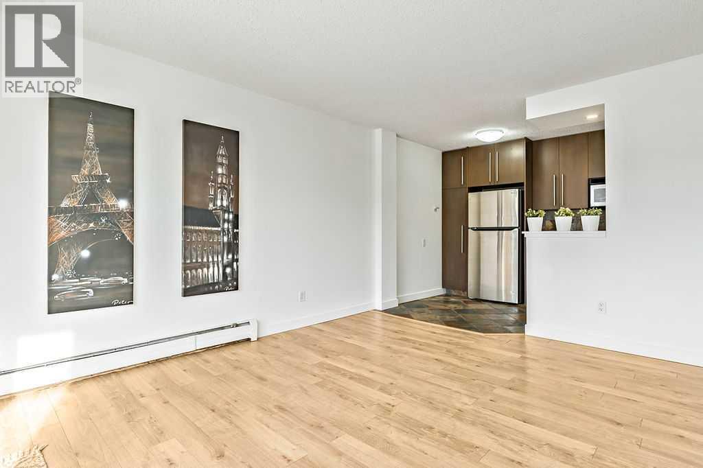 402, 2220 16A Street W