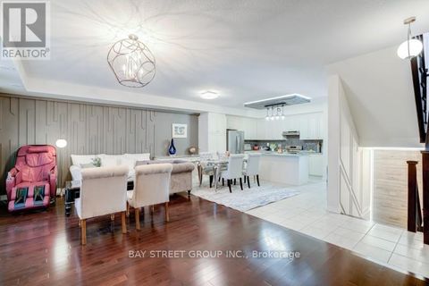 121 LUZON AVENUE Markham (Box Grove) ON L6B1N8