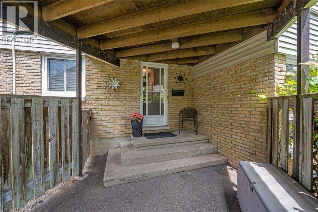 415 MORGAN Avenue Unit# 15