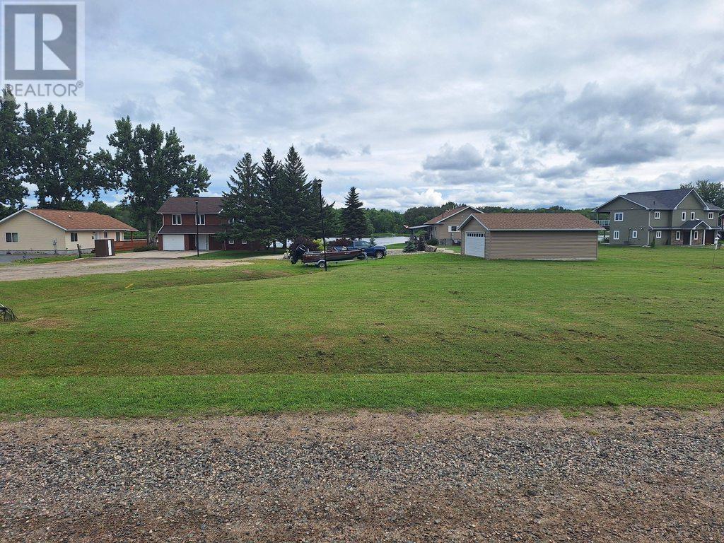 Photo 1 of 5 — 105 PINE CT, Rainy River, ON P0W1L0