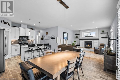 100 TAMARACK Boulevard Woodstock ON N4S0E2