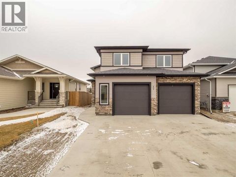 409 Rivergrove Chase W Lethbridge AB T1K8E9