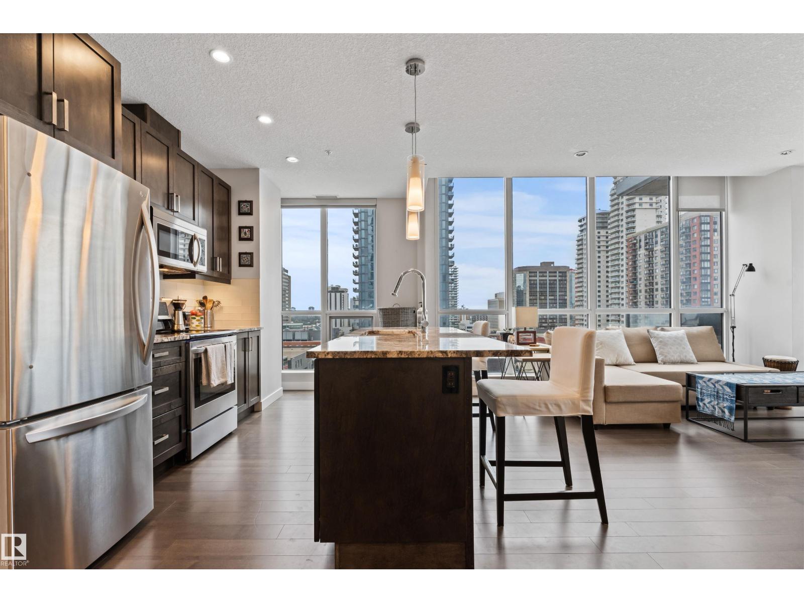 #1107 10238 103 ST NW