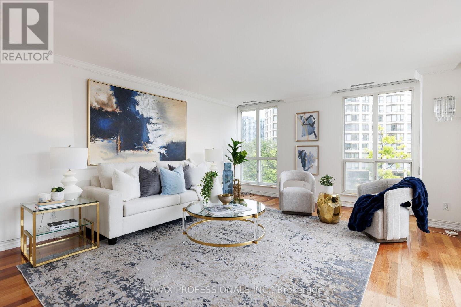 205 - 2287 LAKE SHORE BOULEVARD W