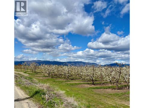 3844 Senger Road Kelowna BC V1W4S4