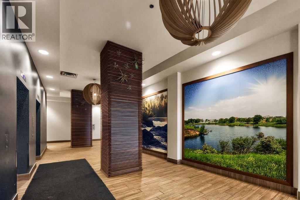 1001, 325 3 Street SE