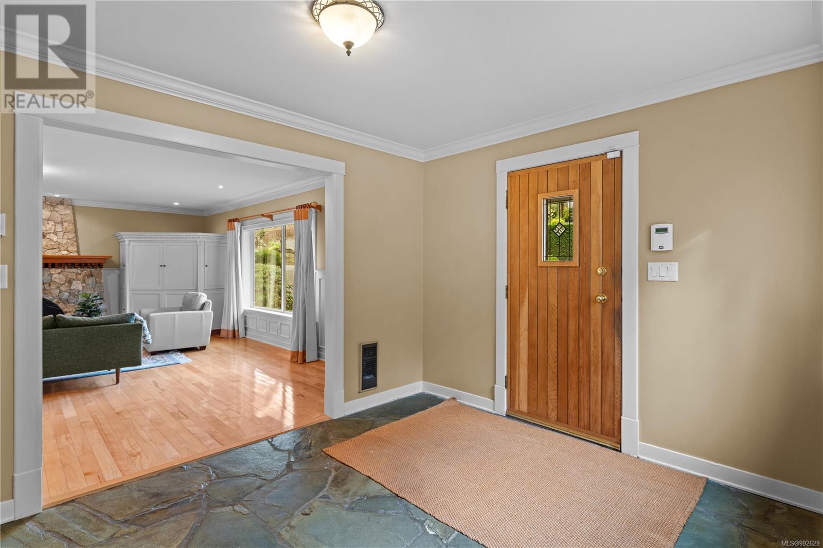2801 Arbutus Rd