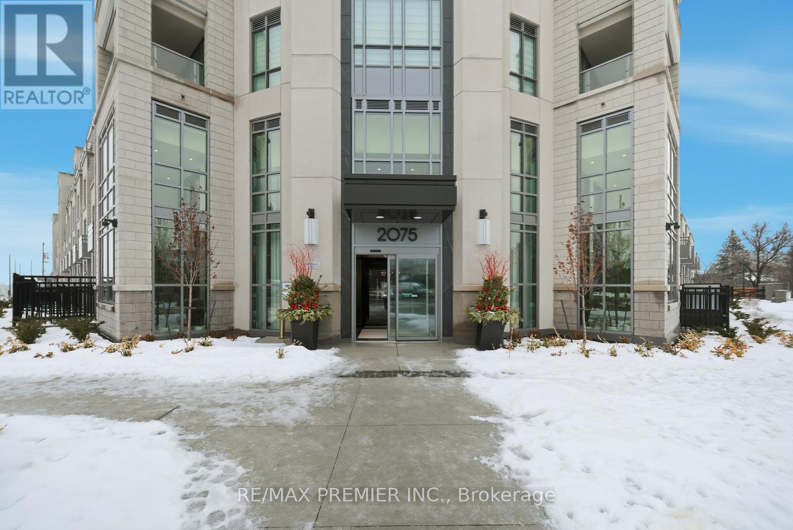 435 - 2075 KING ROAD