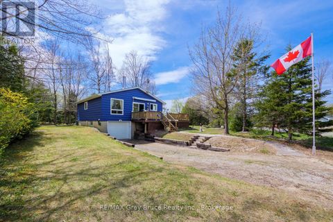 136 MAPLE DRIVE Northern Bruce Peninsula ON N0H1Z0
