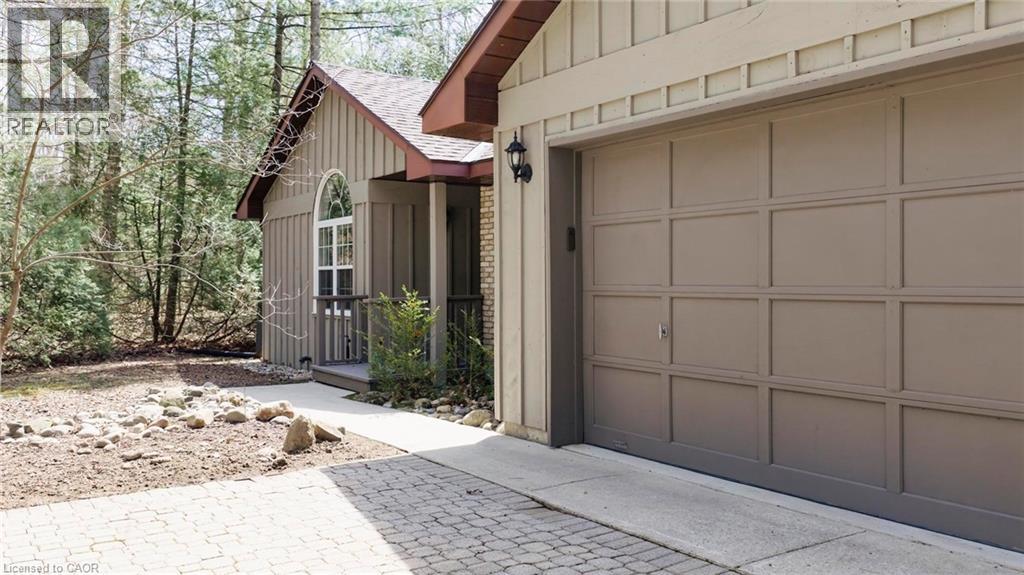 10325 GRAND OAKS Drive