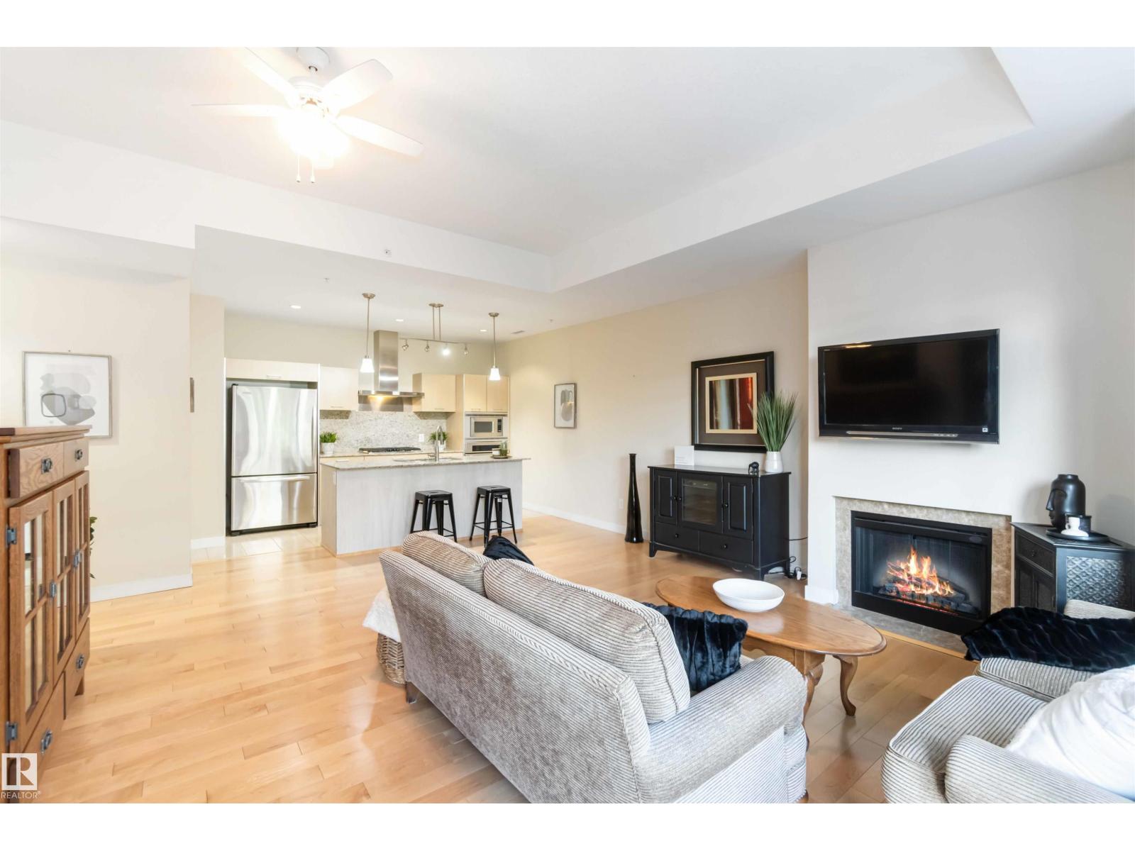 #108 2504 109 ST NW