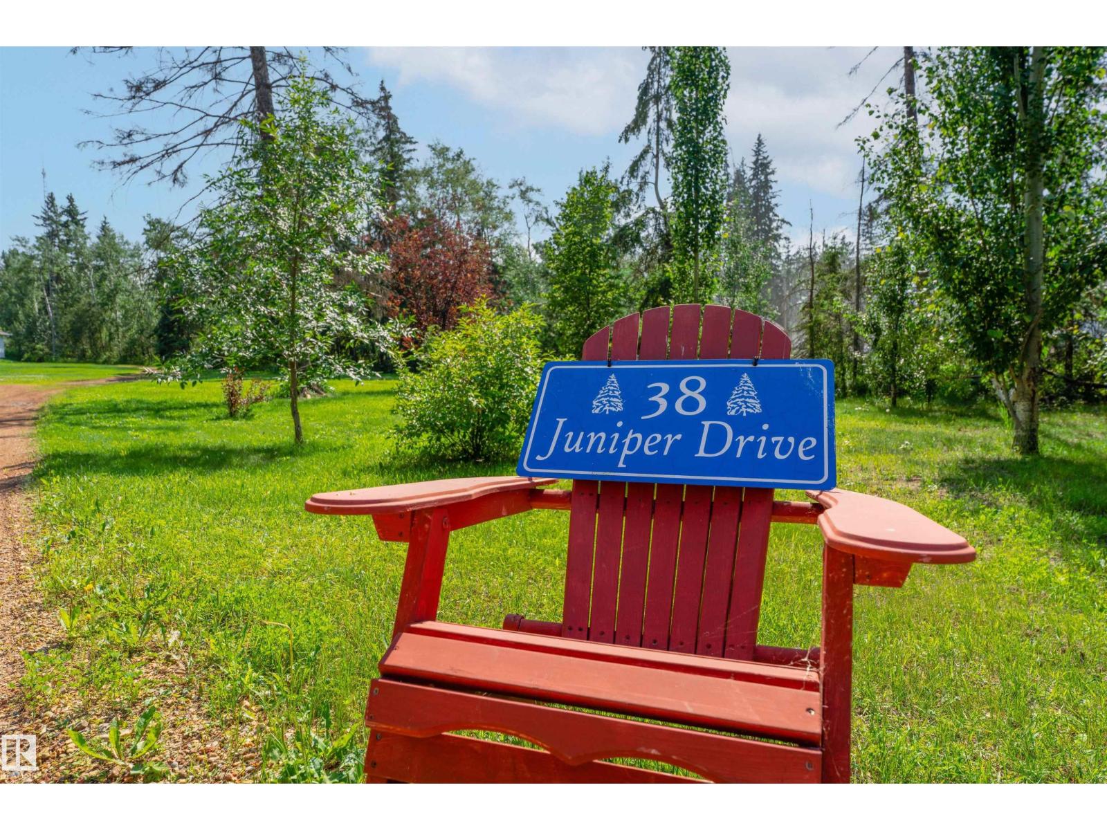 #38 57108 RGE ROAD 220