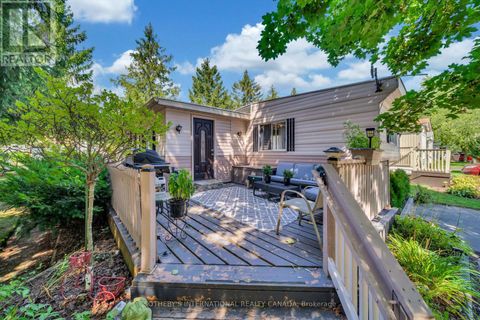 21 - 580 BEAVER CREEK ROAD Waterloo ON N2J3Z4