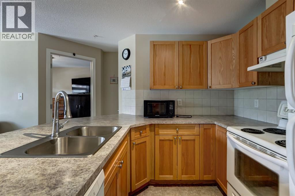 202, 186 Kananaskis Way