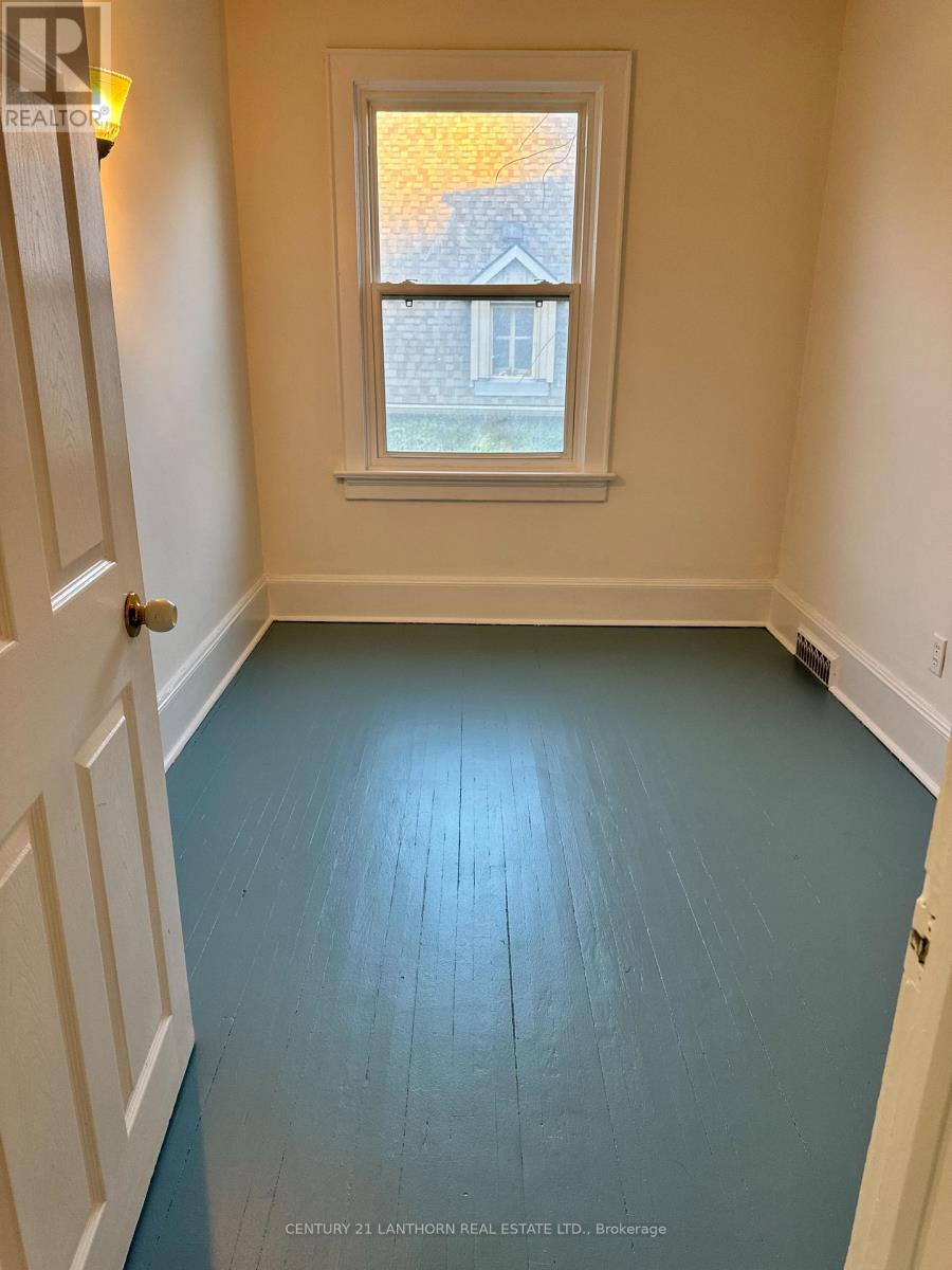 UNIT 4 - 47 KING STREET