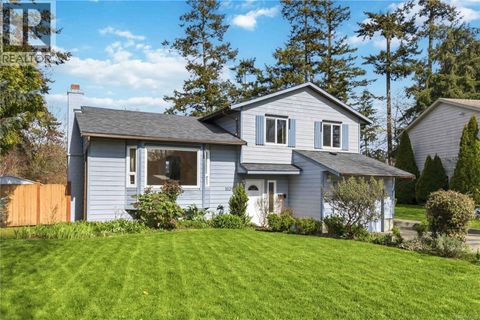 10291 Rathdown Pl Sidney BC V8L4C6