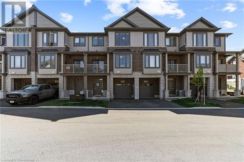 19 PICARDY Drive Unit# 62 Stoney Creek ON L8J0M7