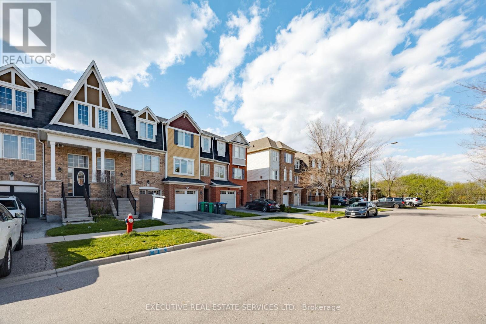 101 MCCLEAVE CRESCENT