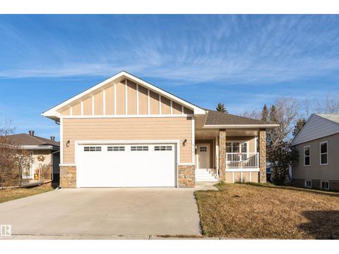 5121 52 AV Stony Plain AB T7X1C2