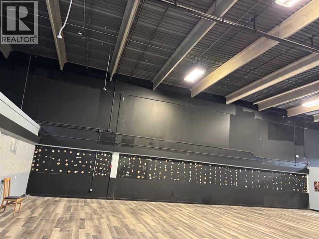 6, 1411 33 Street NE