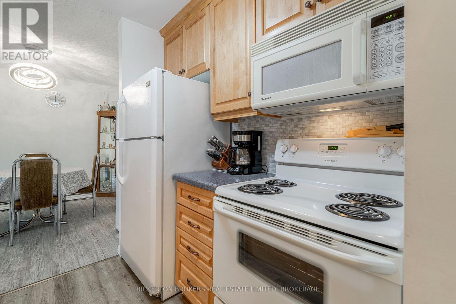 205 - 540 TALBOT PLACE