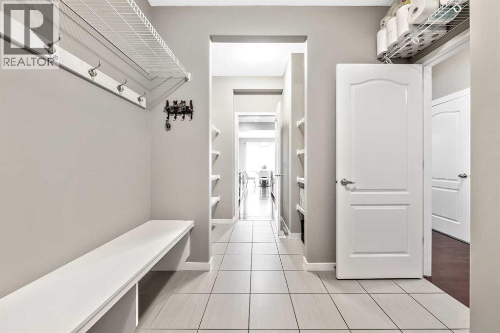 443 Skyview Shores Manor NE