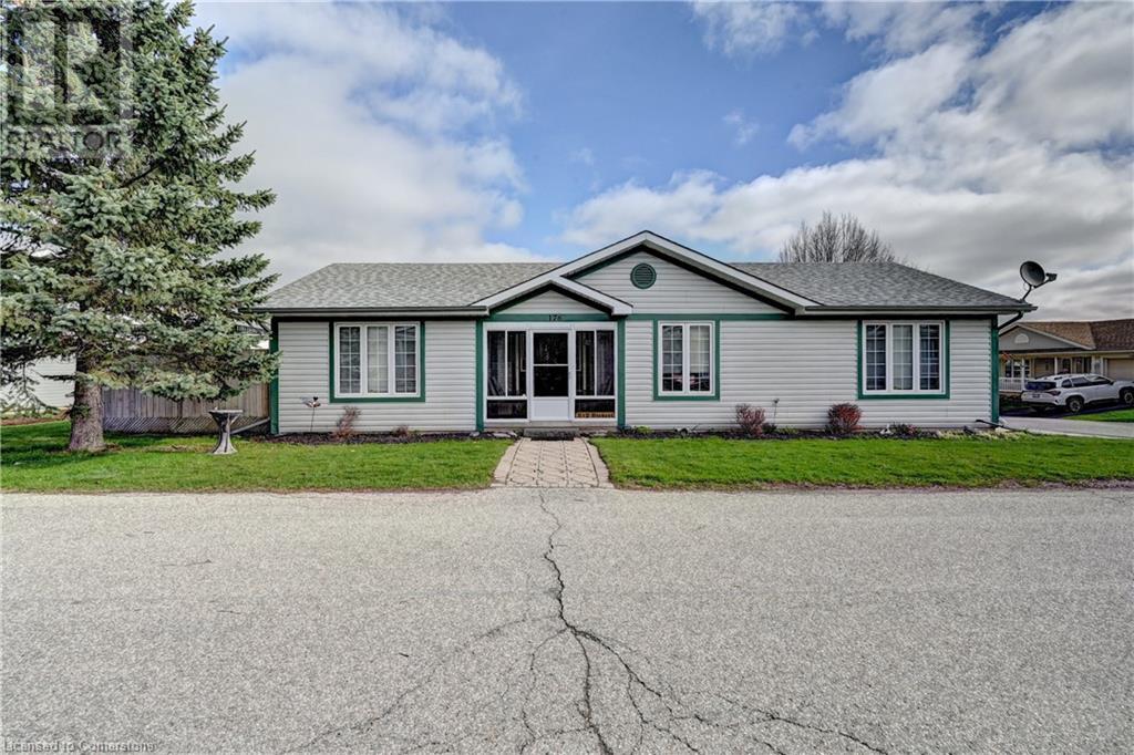 176 WESLEY Crescent