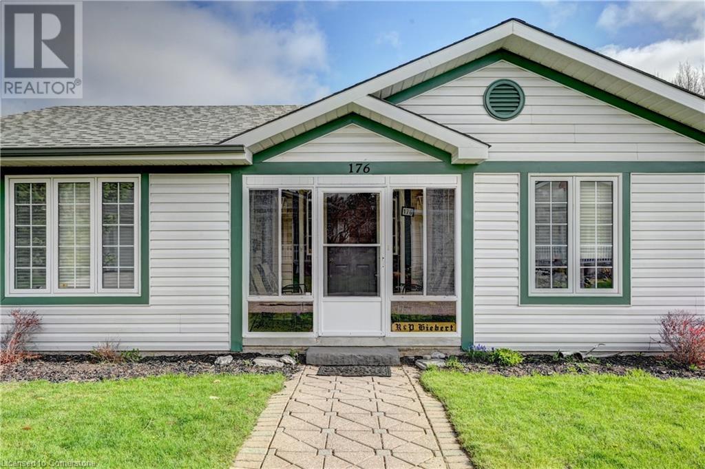 176 WESLEY Crescent
