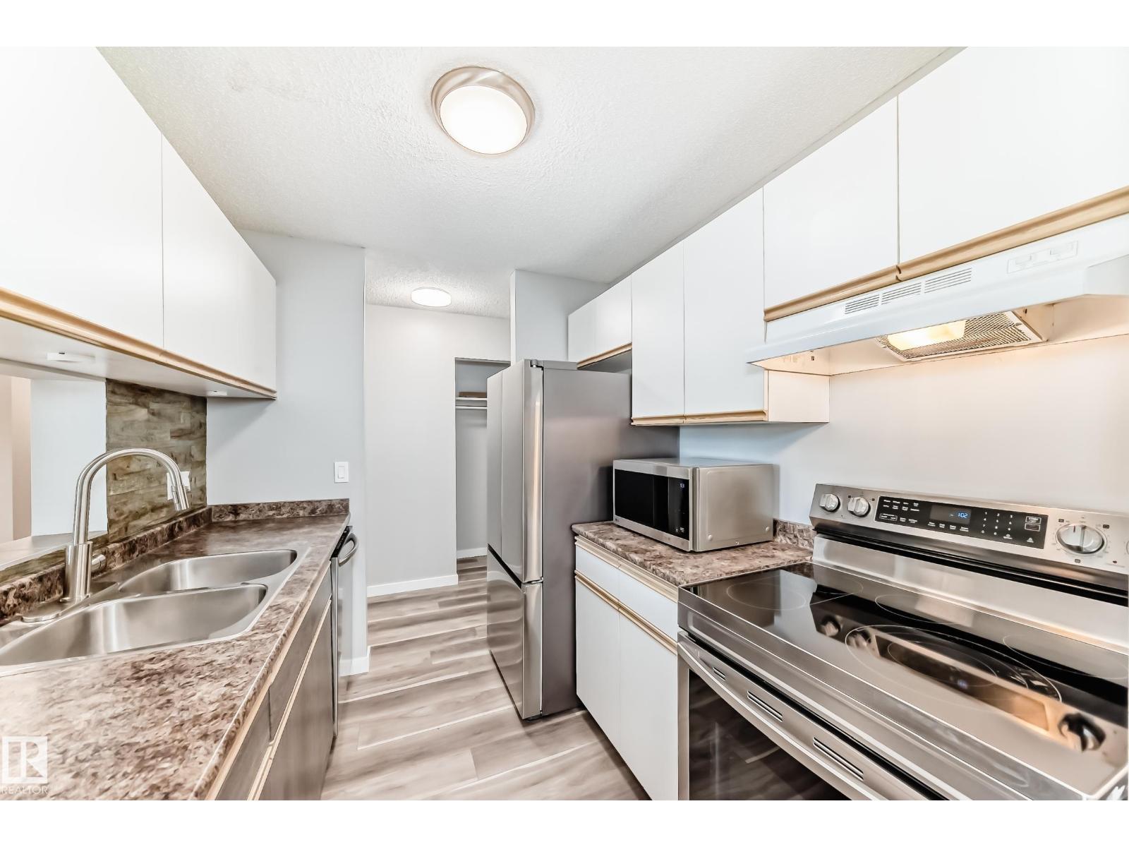 #306 2508 50 ST NW