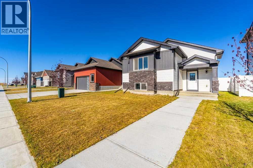 1212 Iron Landing Way