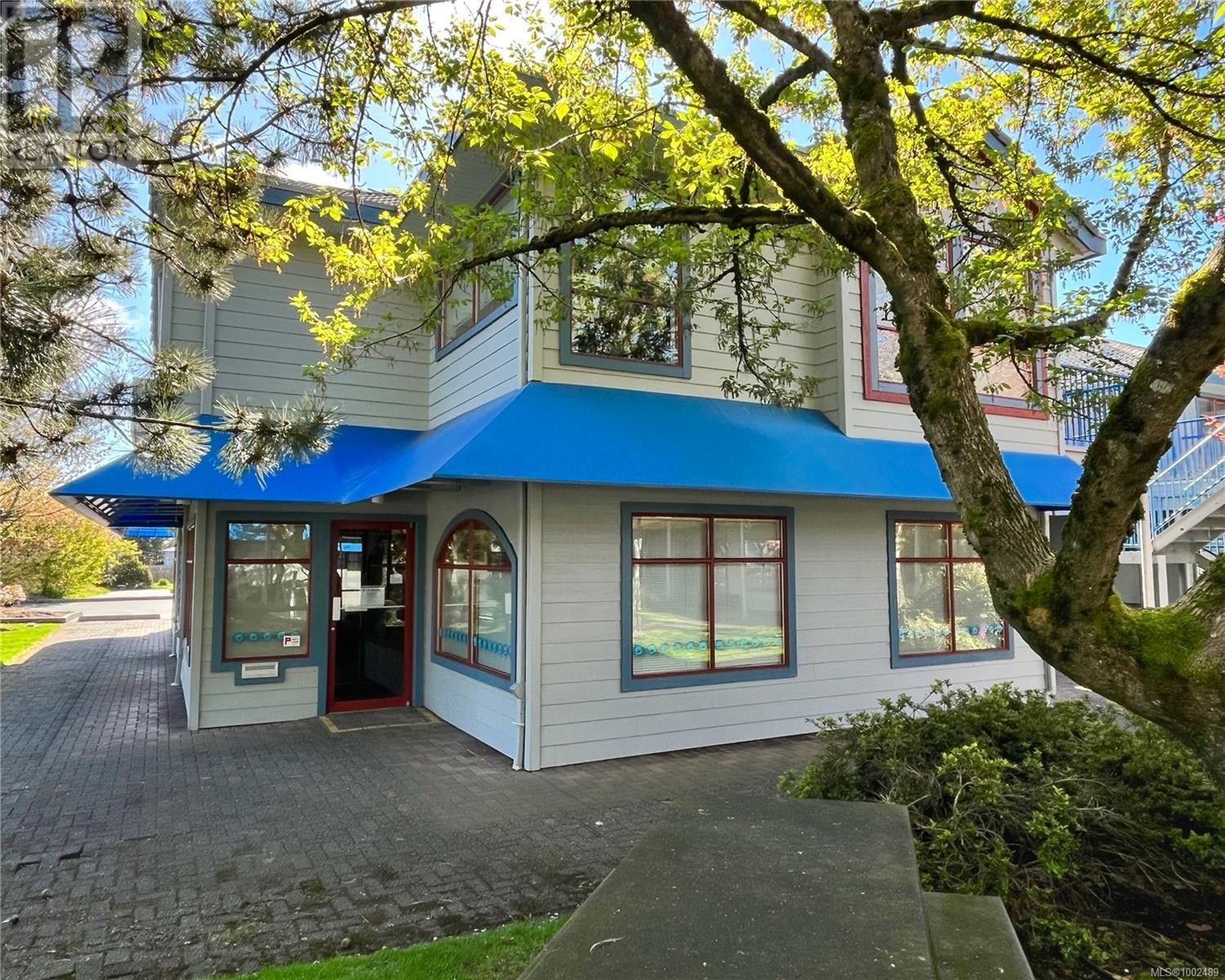 102 & 202 2100 Guthrie Rd