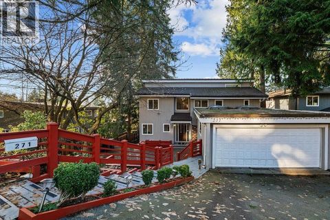 271 MONTROYAL BOULEVARD North Vancouver BC V7N4E4
