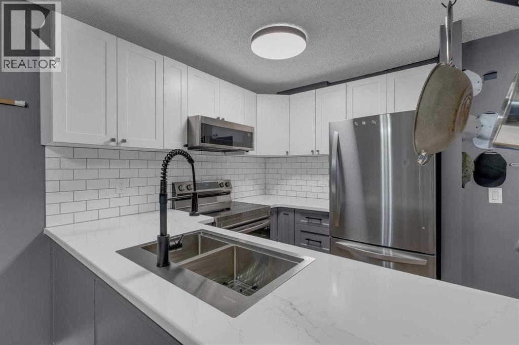 202, 1915 26 Street SW