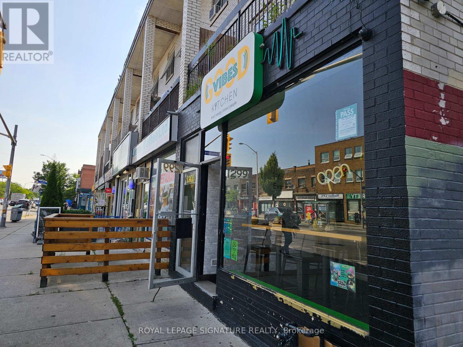 1299 DANFORTH AVENUE
