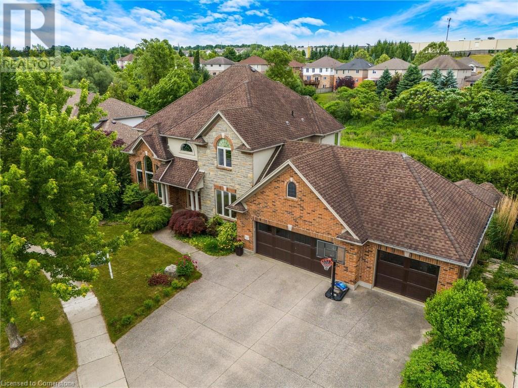 827 BIRCHMOUNT Drive