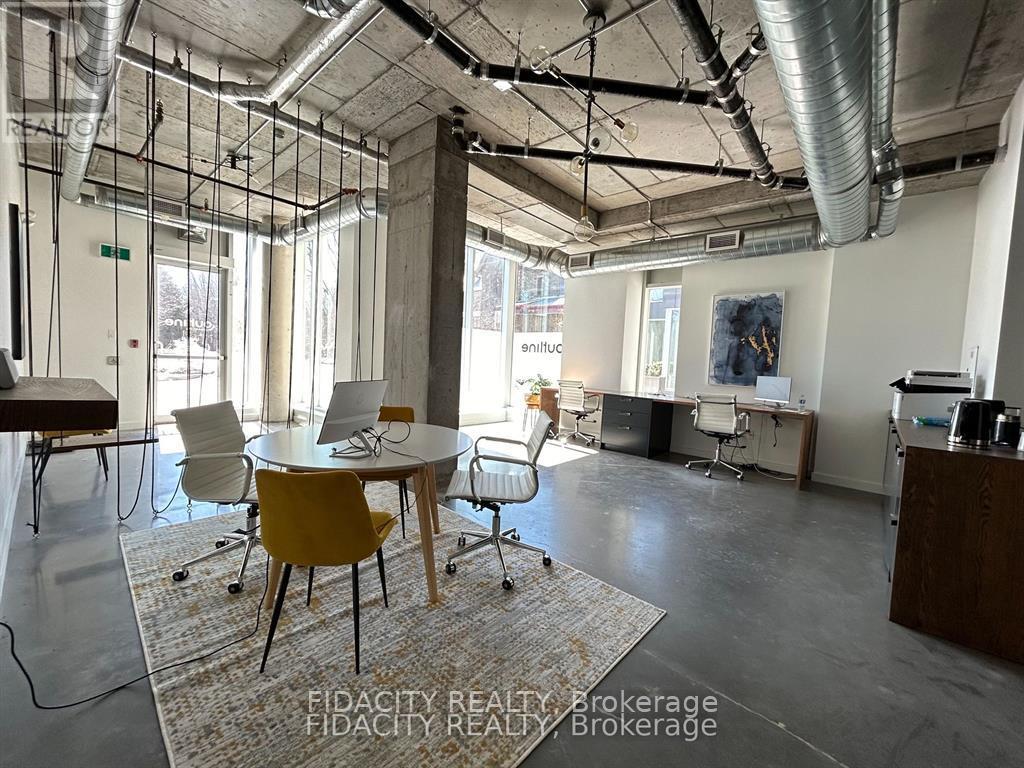 H - 90 RICHMOND ROAD